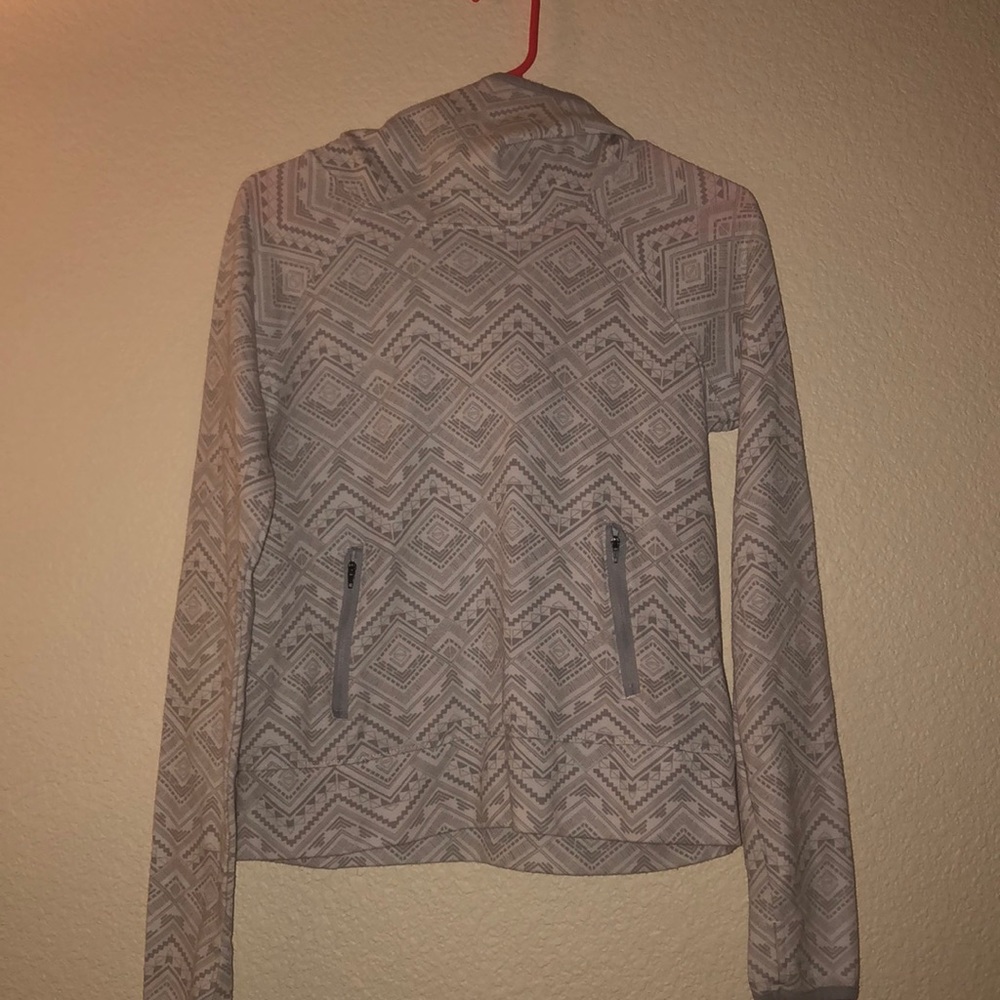 Active sweater